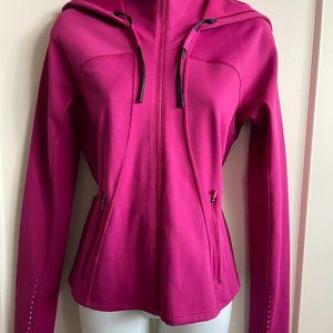SOLD - Lululemon Sz 8 Pink running jacket with reflectors
